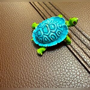 1  3/4” Turtle Tortoise Brooch Midcentury Modern Vintage
